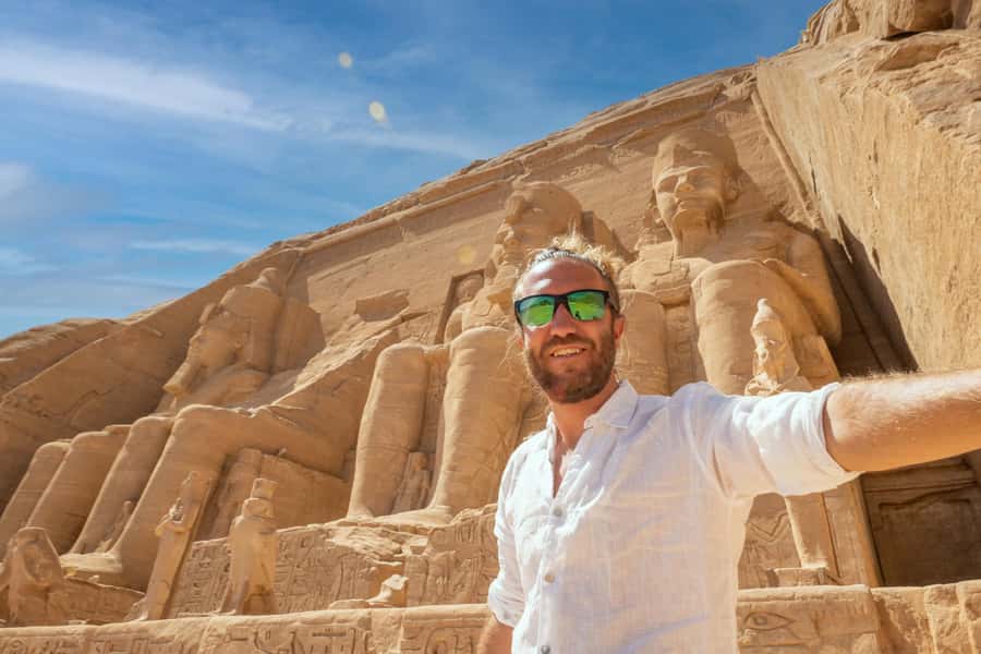 Luxor: Abu Simbel Temple Private Guided Day Trip with Lunch - Why Abu Simbel is worth such a long day