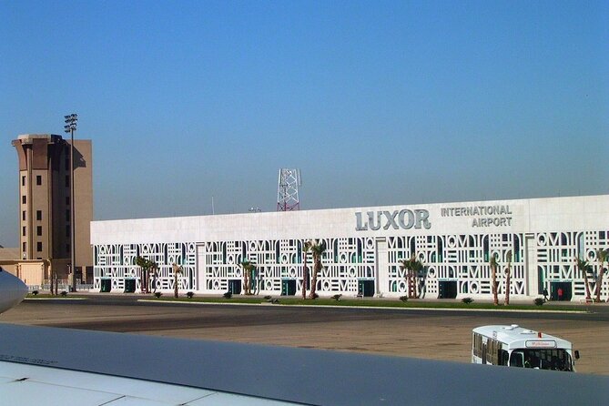 Luxor Airport Transfer to Hotel - Why a pre-booked Luxor arrival can be worth it