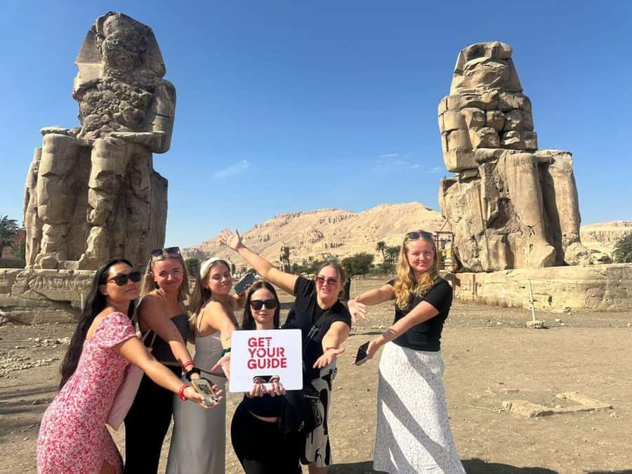 Luxor Day Trip from Hurghada Small Group & Tutankhamun Tomb - Hidden costs, local selling, and how to stay comfortable