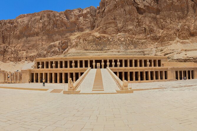 Luxor : Full Day Tour to Luxor West and East Banks & Lunch - Hatshepsut’s temple at Deir el-Bahari