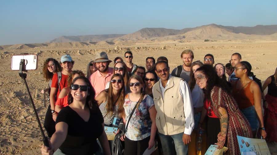 Luxor: Hot Air Balloon Ride Over Temple of Hatshepsut - The crew and the safety routine