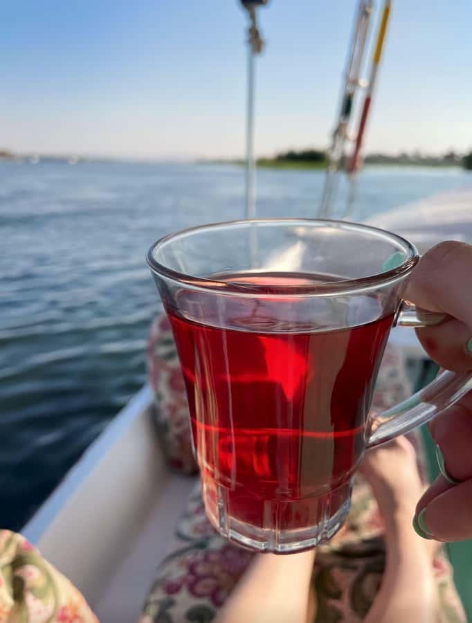 Luxor: Nile River Private Sunset Felucca Ride - Watching the sun set over Luxor