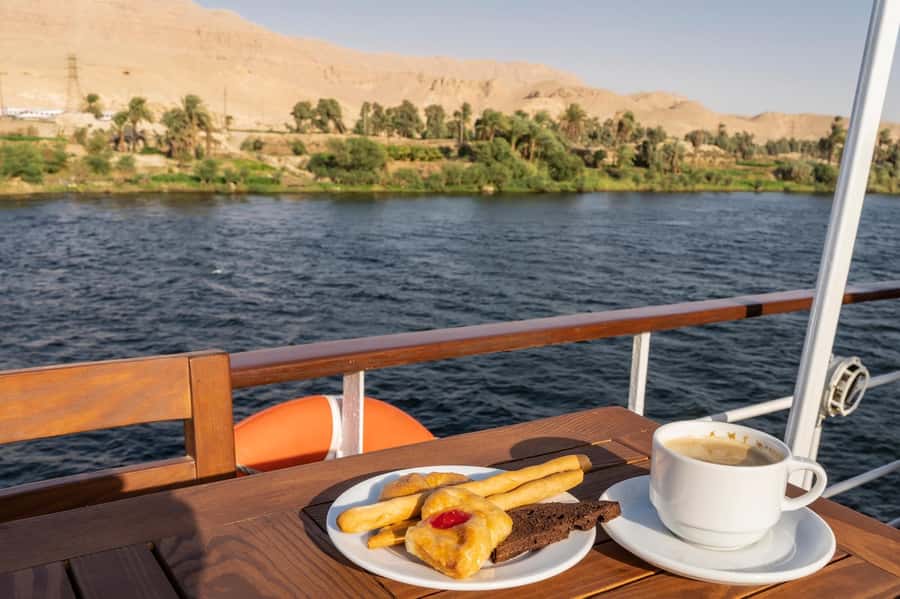 Luxor: One-night Nile Cruise to Aswan with Transfer - Day one, from your Luxor hotel to the river