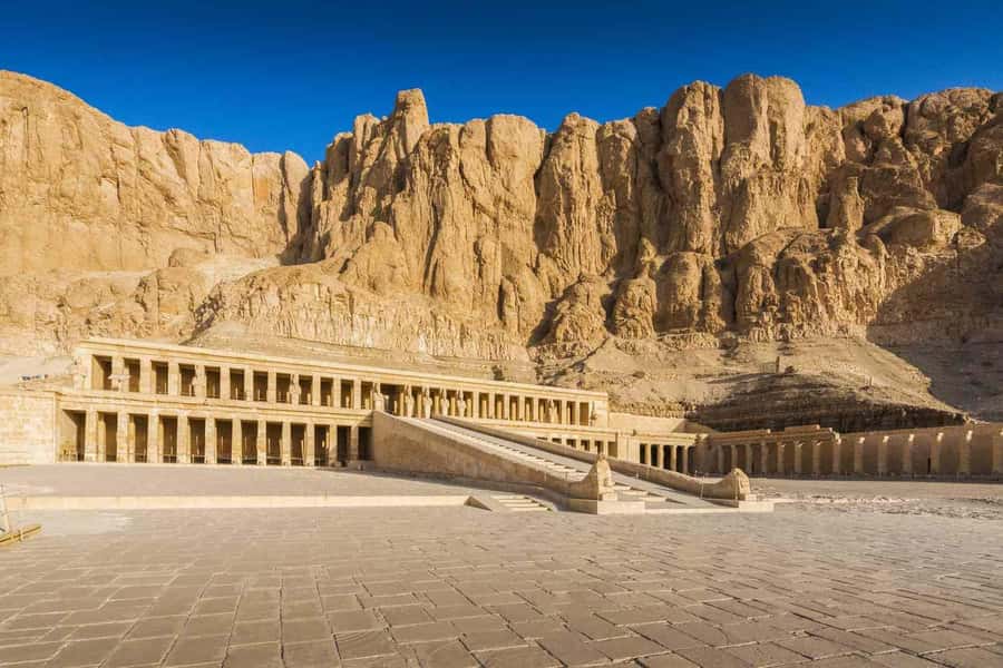 Luxor: Private East and West Banks Tour and Felucca Cruise - A felucca cruise that changes the pace