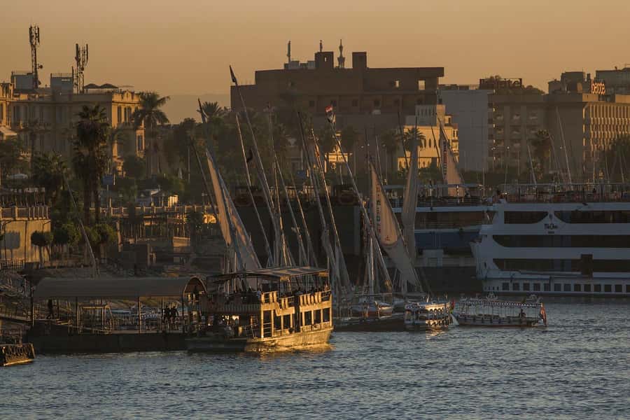 Luxor: Private Felucca Boat Trip with Hotel Pickup - Hotel pickup makes the evening easy