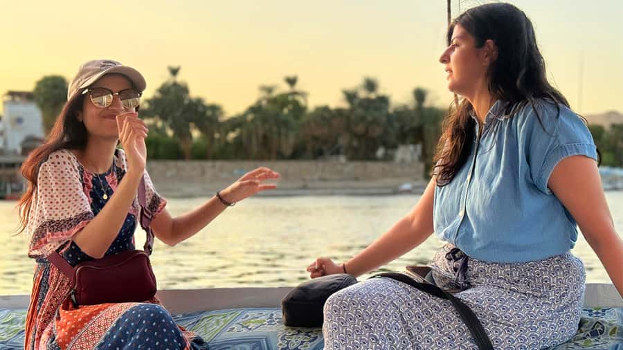 Luxor: Private Felucca Ride with Panoramic Nile Views - Boarding the felucca for one hour