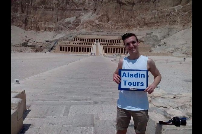 Luxor's East & West Bank Highlights Tour - Colossi of Memnon: a quick stop with a large story