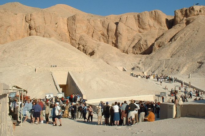 Luxor: Valley of Kings, Hatchepsut Temple ,Karnak & Luxor-DayTour - Valley of the Queens and the Nefertari Question