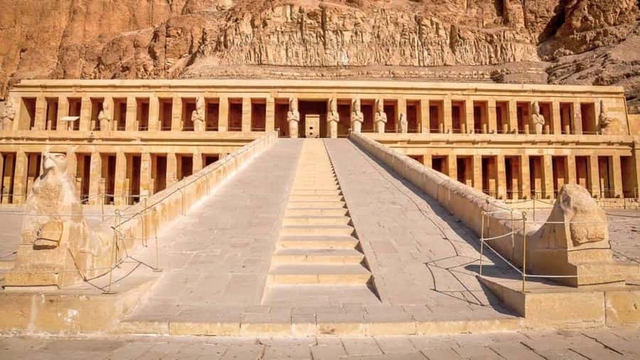 Luxor: Valley of the Kings and Hatshepsut Temple Day Tour - The terraces of Hatshepsut Temple