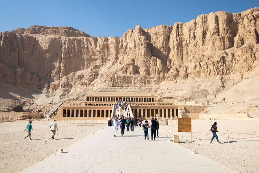 Luxor: Valley of The Kings and Hatshepsut Temple Day Trip - A private vehicle changes the pace