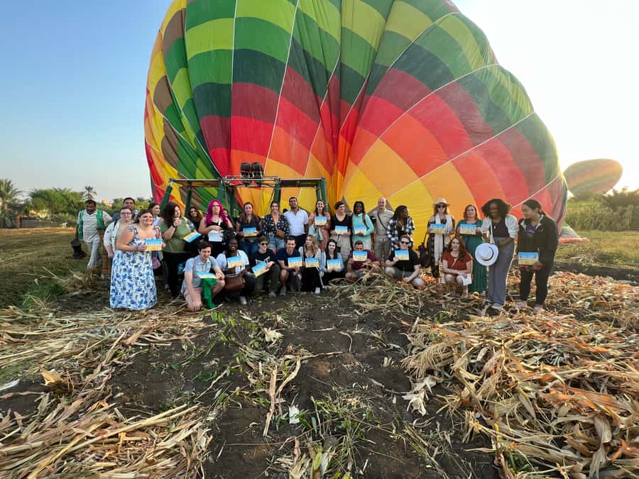Luxor: West Bank Hot Air Balloon Ride with Hotel Pickup - Watching the balloon take shape