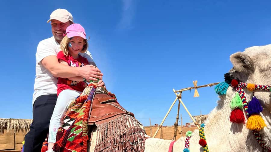 Makadi Bay: BADU Luxury Bedouin Dinner Experience & Stargaze - Bread making and coffee roasting