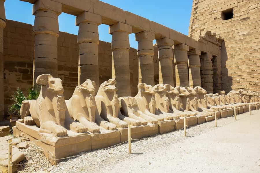 Makadi Bay: Luxor Private Tour Kings Valley and Hatshepsut - Karnak Temple: scale, columns, and sacred space