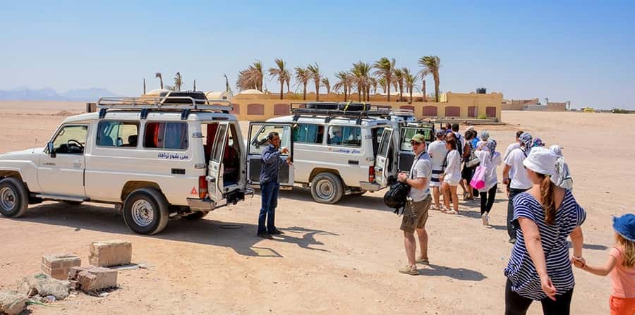 Makadi Bay: Mega Tour Jeep, ATV, Buggy, Camel, Dinner & Show - What to wear and bring