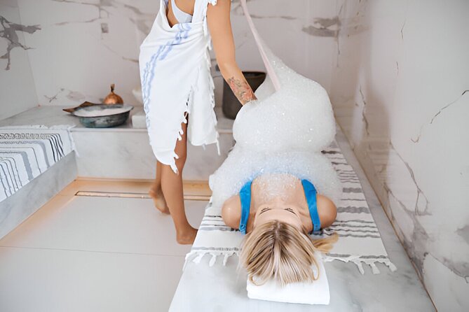 Massage Full Buddy Bath, Sauna & Jacuzzi Cleopatra Plus Hurghada - The foam massage and peeling treatment