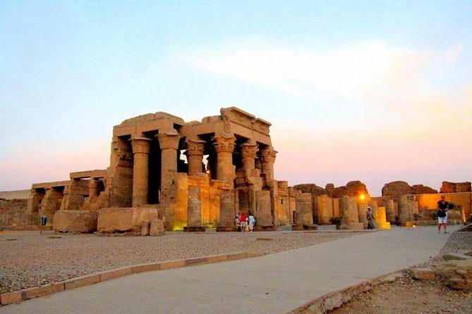 Nile cruise 5 days Private full board accommodation transferred guided tours - What $750 really covers