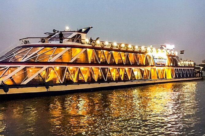Nile River Dinner Cruise on a Yacht with Open Buffet - Timing problems and how to protect your evening