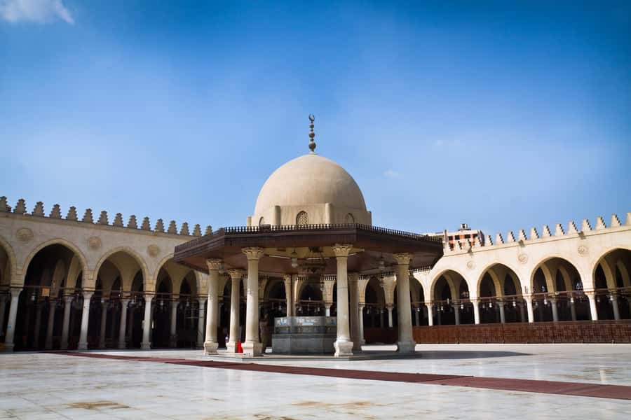 Old Cairo and Khan El Khalili Bazaar: Private Half-Day Tour - Starting with Khan El Khalili’s old trading lanes
