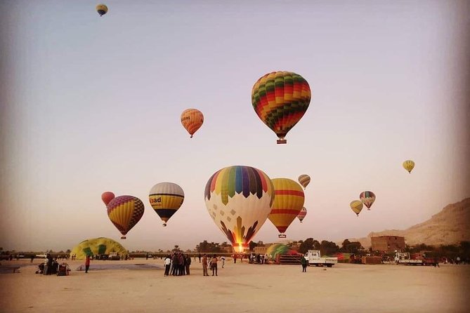 One Day Sunrise Balloon, Sunset Felucca ride, Luxor full-day tour - Colossi of Memnon: a quick start on the West Bank