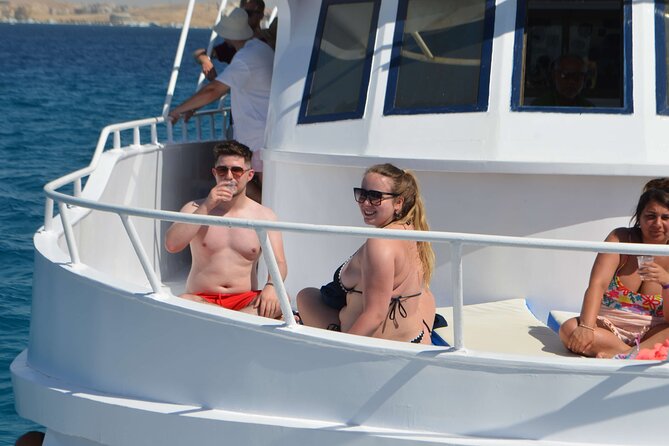 Orange Bay Island Cruise with Breakfast, Lunch and Drinks - Two hours on Orange Bay Island