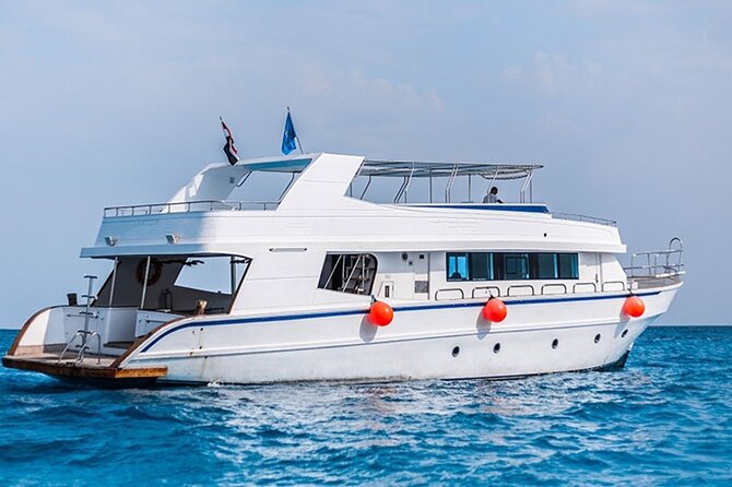 Orange Bay Island Full Day Trip And Water Sport With Lunch - Hurghada - What the food and boat setup mean for you