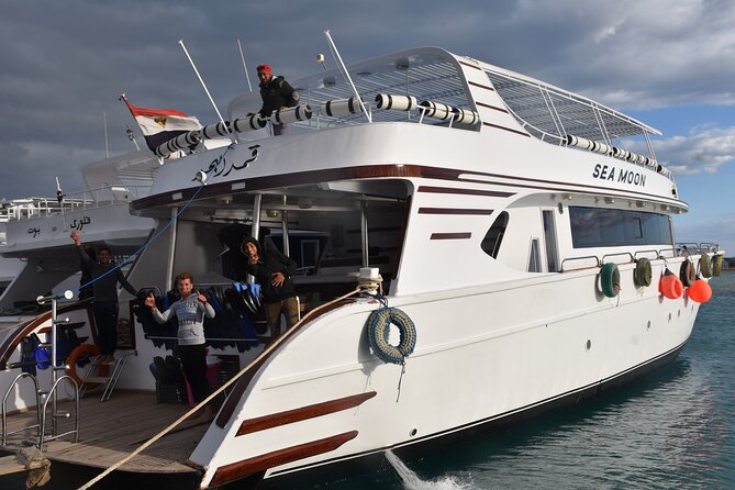 Orange Bay sea trip VIP - Why Giftun Island is the main attraction