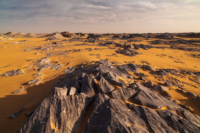 Overnight Safari Trip To Bahariya & White Desert - Black Desert and the cool spring at El Hez