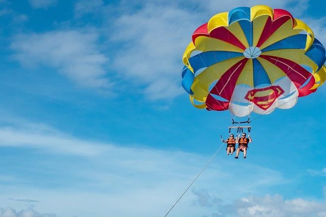 Parasailing Fly in The Sky With Transportation - Hurghada - Preparing for the parasail launch