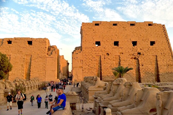 Private 04 Days Days Nile Cruise from Aswan to Luxor - Ship life, meals, and what $640 covers