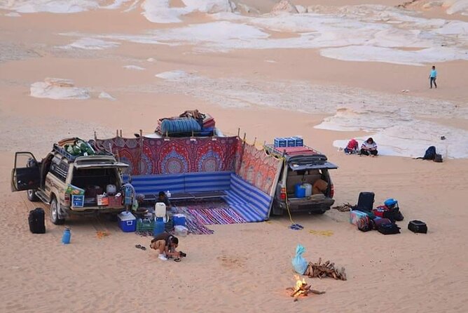 Private 2 Days Jeep Safari to White Desert and Bahariya Oasis - Crystal Mountain and the wide-open Agabat area