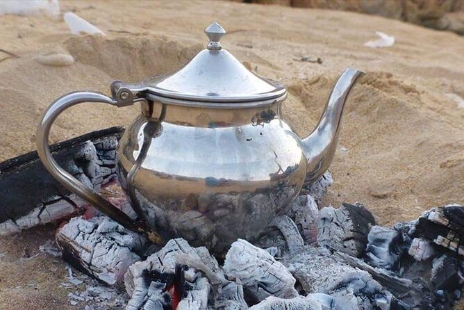 Private 2 Days Jeep Safari to White Desert and Bahariya Oasis - Old White Desert and its mushroom-shaped rocks