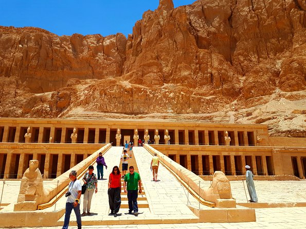 Private 2 Days The Best of Luxor - Luxor Museum: a quieter final hour