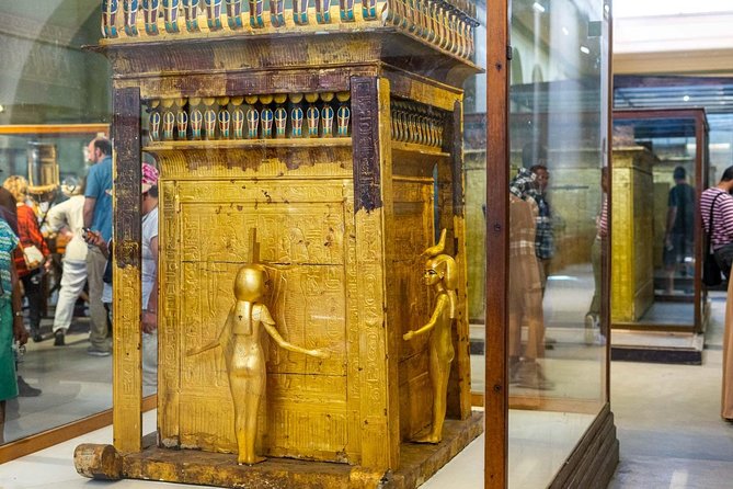 Private Cairo City Tour: Giza Pyramids, Egyptian Museum and Khan Khalili Bazaar - Two hours among Egypt’s ancient treasures