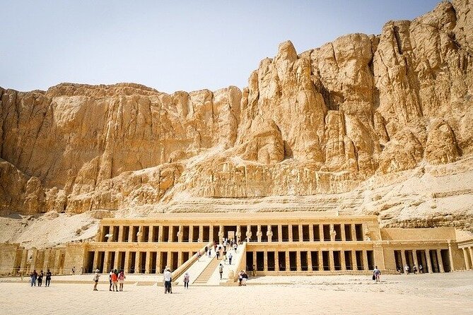 Private Day from Cairo to Luxor by plane with hotel,balloon,west,east and lunch - Sailing the Nile by traditional felucca