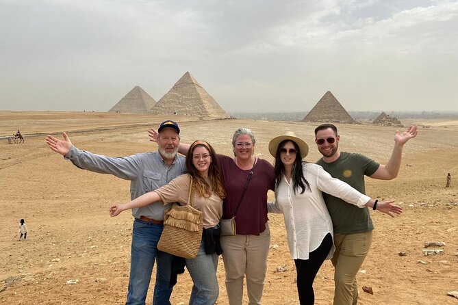 Private Day Tour Giza Pyramids,Sphinx,Saqqara and Memphis - A full day from Khufu to Memphis