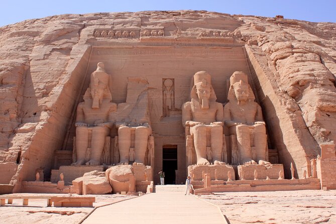 Private Day Trip to Abu Simbel Temple with Guide from Luxor - What the private guide adds