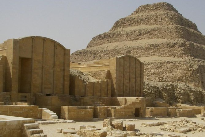 Private Day Trip To Giza Pyramids, Memphis City Dahshur & Saqqara Pyramids - The Sphinx and Valley Temple: Giza’s most memorable pairing