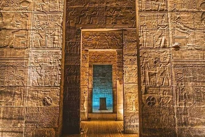 Private Full-Day Tour in Luxor with Hotel Pick Up - Lunch between the two halves of the day