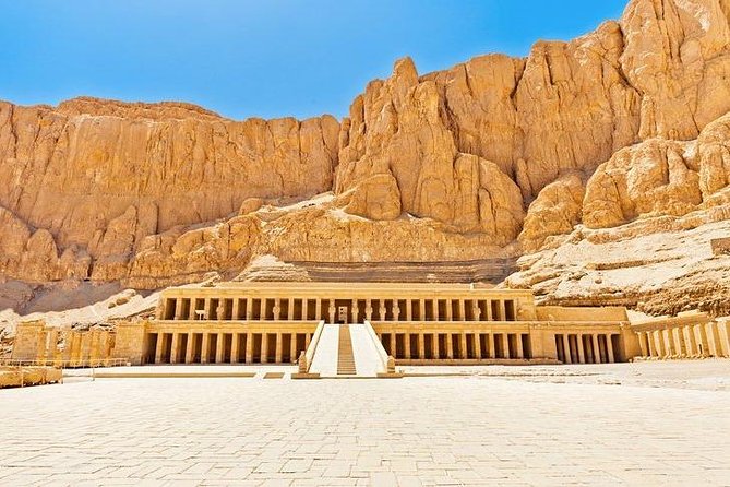 Private Full-Day Tour of the East and West Banks with lunch - Valley of the Kings: royal tombs beneath the hills