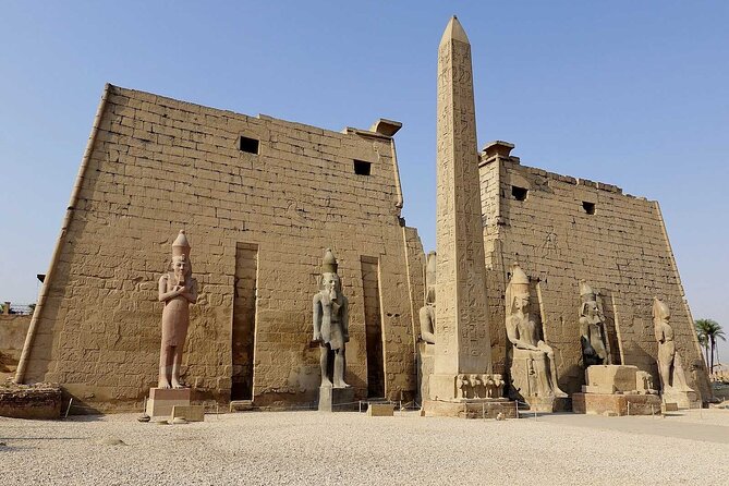 Private Full Day Tour to East and West Banks - Valley of the Kings: two hours among royal tombs
