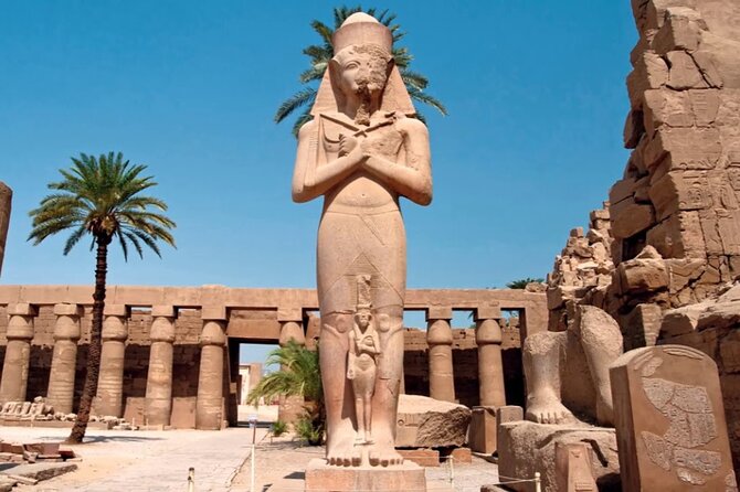 Private Full Day Tour to East and West Banks - Karnak Temple: give the columns time to register
