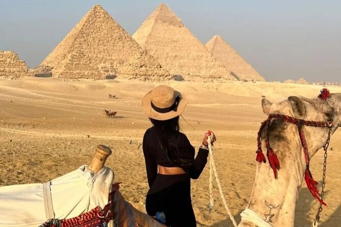 Private guide's trip to Giza pyramids, Great sphinx valley temple - Seeing the Great Pyramid of Khufu