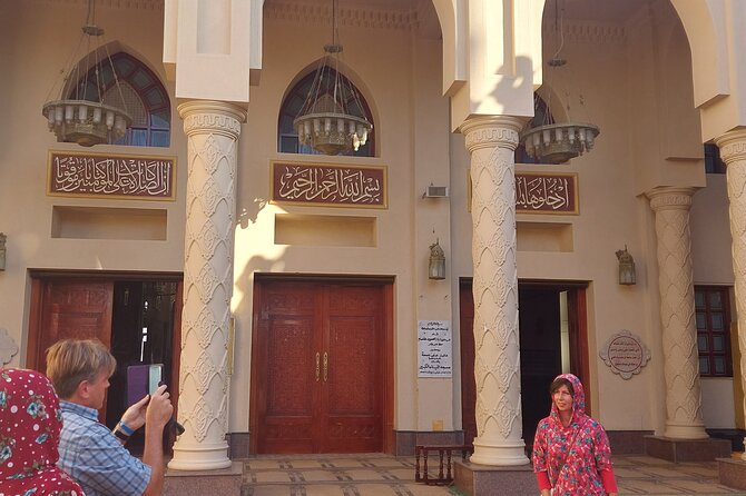 Private Guided City Tour and Shopping Experience in Hurghada - Shopping, haggling, and the part to manage carefully