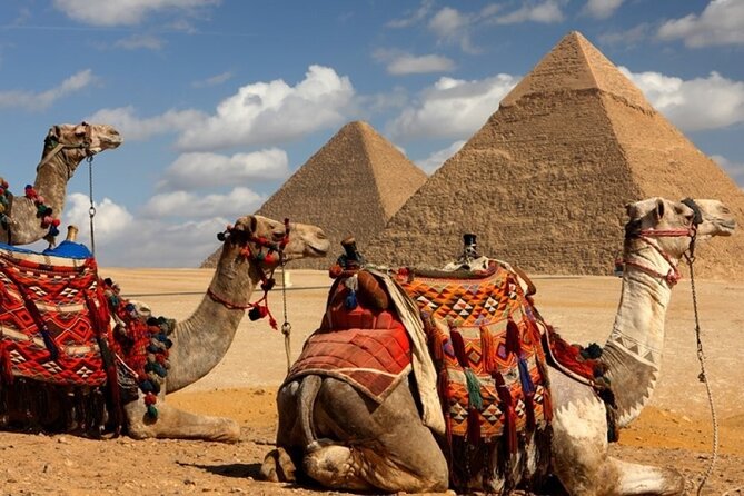 Private guided tour to Giza pyramids and Great Sphinx - Why a private half-day at Giza works well
