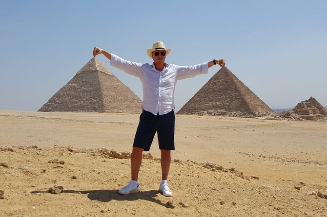Private guided tour to Giza pyramids and Great Sphinx - The camel ride adds a different view