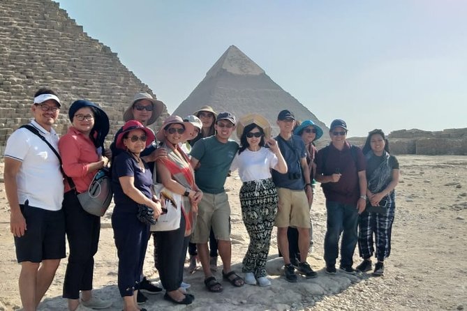 Private Guided Tour to Giza Pyramids and Sphinx - The guides who shape the day