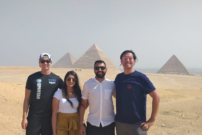 Private Guided Tour to Giza Pyramids and Sphinx - Meeting the Sphinx and hearing its story