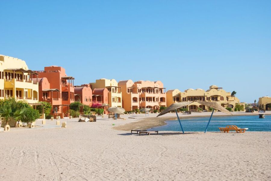 Private Half-Day Sightseeing Tour to El Gouna from Hurghada - The drive from Hurghada and the value of a private car