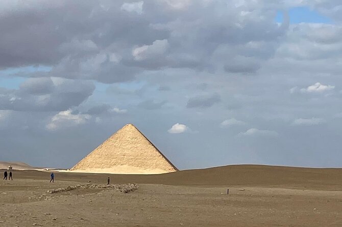 Private Half Day Tour Pyramids of Giza and Sphinx - Arriving at the Great Pyramids of Giza