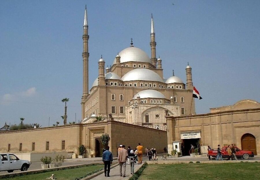 Private Half Day Tour To Islamic Cairo - Sultan Hassan: Scale, Detail, and a Strong Contrast